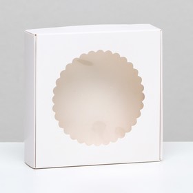 Подарочная коробка сборная, белая, с окном, 11,5 х 11,5 х 3 см