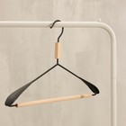 Плечики - вешалка для одежды с усиленными плечиками LaDо́m Laconique, 42×24×3,2 см, цвет чёрный - Фото 9
