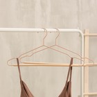 Плечики - вешалка для одежды LaDо́m Laconique, 41,5×22,5×1 см, цвет розовый - Фото 2