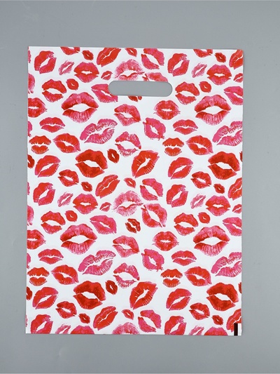 Пакет полиэтиленовый с вырубной ручкой «Поцелуи» 30×40 см, 50 мкм