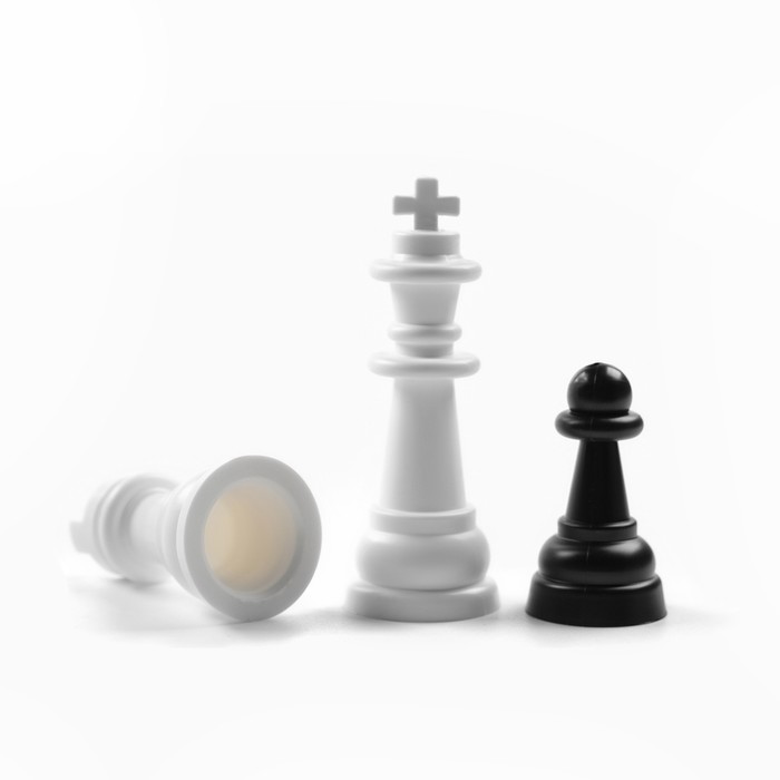 Шахматы, доска пластик 21 х 21 см, король h-3.8 см, d-1.5 см