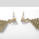 Серьги со стразами «Рыбки» миниатюрные, белые в золоте - Фото 2