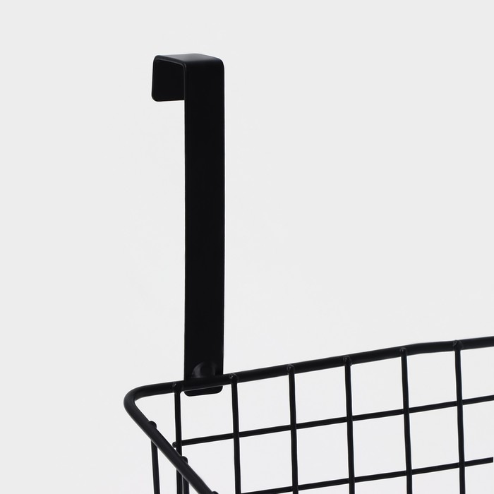 Корзина подвесная на шкаф или дверцу Доляна, 26×13,5×17 см, цвет чёрный