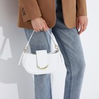 Сумка-багет на молнии, цвет белый - фото 805724318 Сумка-багет на молнии, цвет белый - фото 805724318