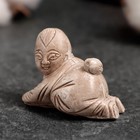 Фигура "Малыш с воробьем" слоновая кость, 3х4х2см - Фото 2