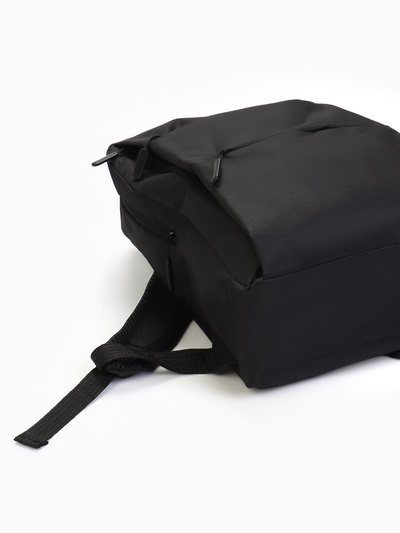Рюкзак городской на молнии, с USB, 4 кармана, размер 30×12×43 см, чёрный