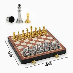 Шахматы сувенирные, деревянная доска 30 х 30 см, металлические фигуры