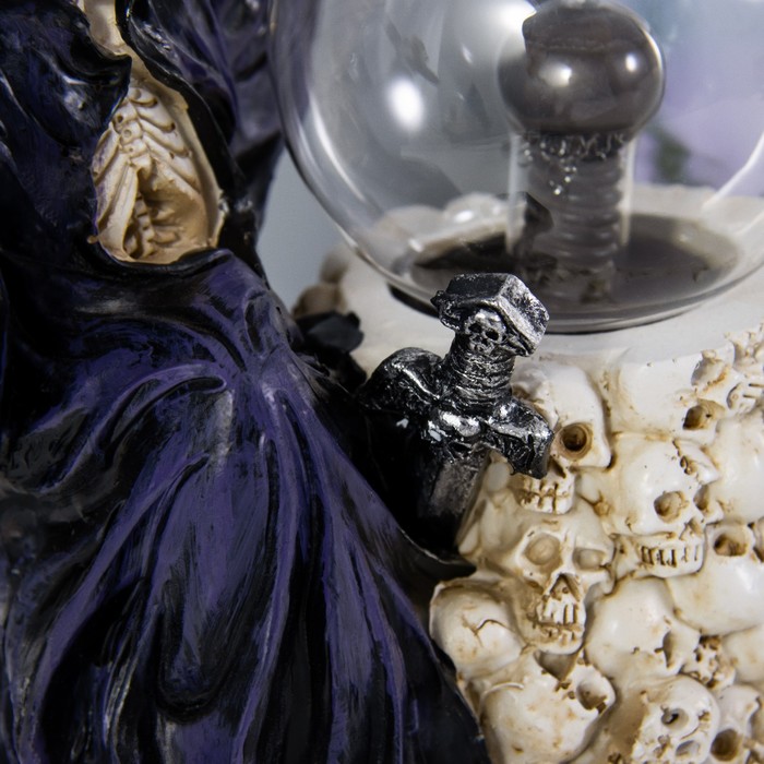 Плазменный шар "Скелет" бело-серый 21х12,5х23 см RISALUX - фото 1907785071
