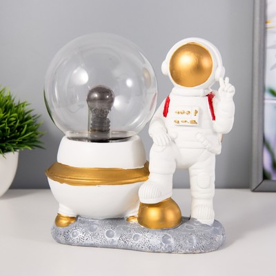 Плазменный шар «Космонавт» белый 14×10×19 см RISALUX