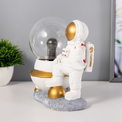 Плазменный шар «Космонавт» белый 14×10×19 см RISALUX