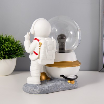 Плазменный шар «Космонавт» белый 14×10×19 см RISALUX