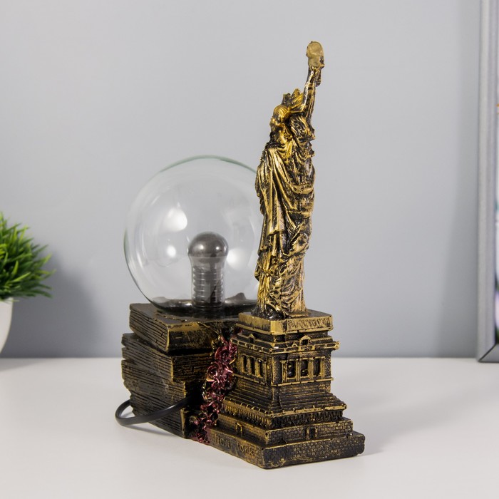 Плазменный шар "Статуя свободы" золото 14х10х16 см RISALUX - фото 1928236364