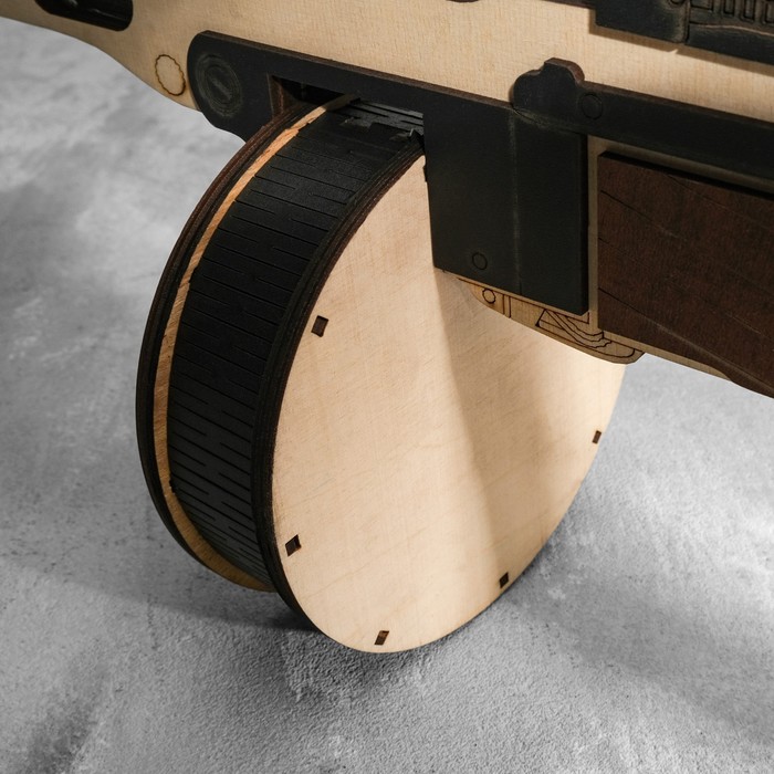 Сувенир деревянный "Пистолет-пулемет Шпагина ППШ-41" - фото 1890150928