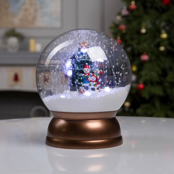 

Светодиодная фигура «Шар со снеговиками и ёлкой» 21.5 × 26.5 × 21.5 см, пластик, батарейки ААх3 (не в комплекте), USB, свечение белое