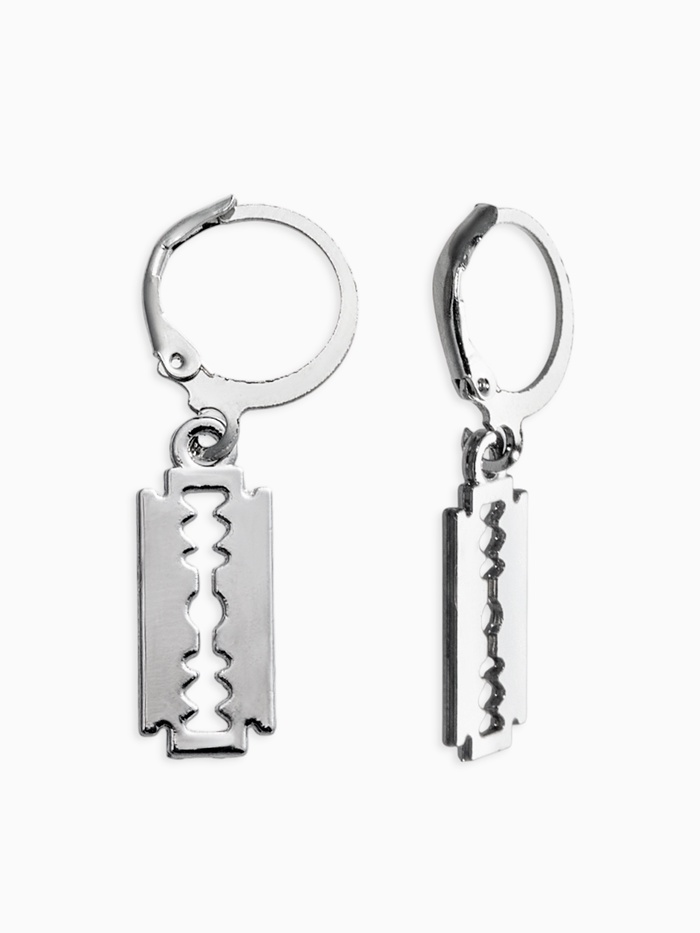 Серьги металл «Лезвие», цвет серебро