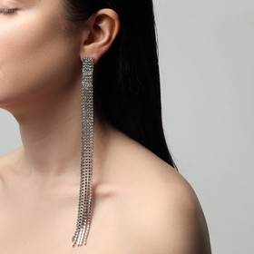Серьги висячие со стразами «Водопад» мини квадрат, 5 нитей, белые в серебре, 19.5 см