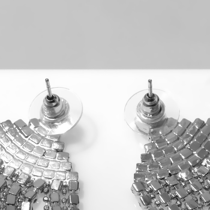 Серьги висячие со стразами «Водопад», веер, белые в серебре, 15.5 см