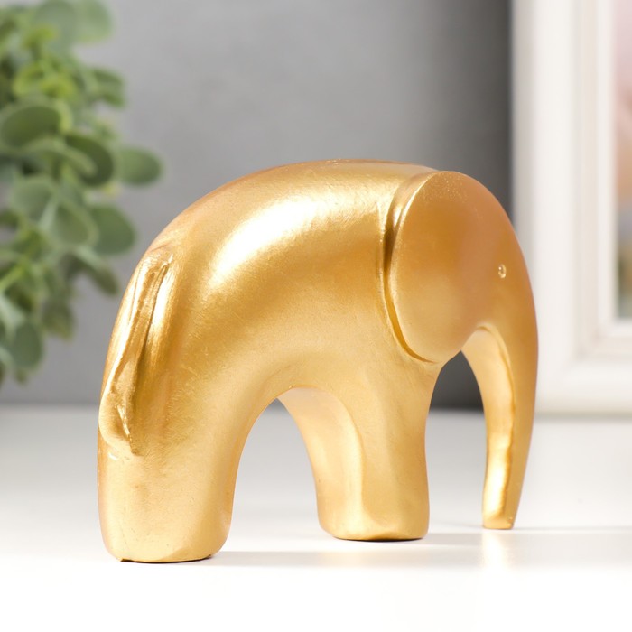 Золотой слоник. Слон с золотом. Красивые золотые слоны статуэтка. Квадратный Слоник. Золотой слон Сахалин.