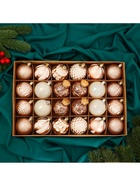 Ёлочные игрушки «Мелодия» ассорти люкс, шары новогодние, d=6 см, набор 24 шт., бело-золотой - Фото 5