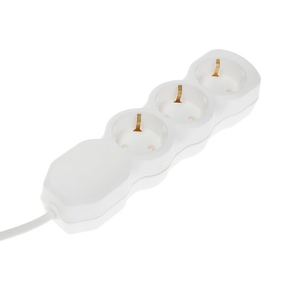 Удлинитель Luazon Lighting ECO, 3 розетки, 2.7 м, 10 А, 2200 Вт, ПВС 3×0.75 мм2, с заземлением, белый