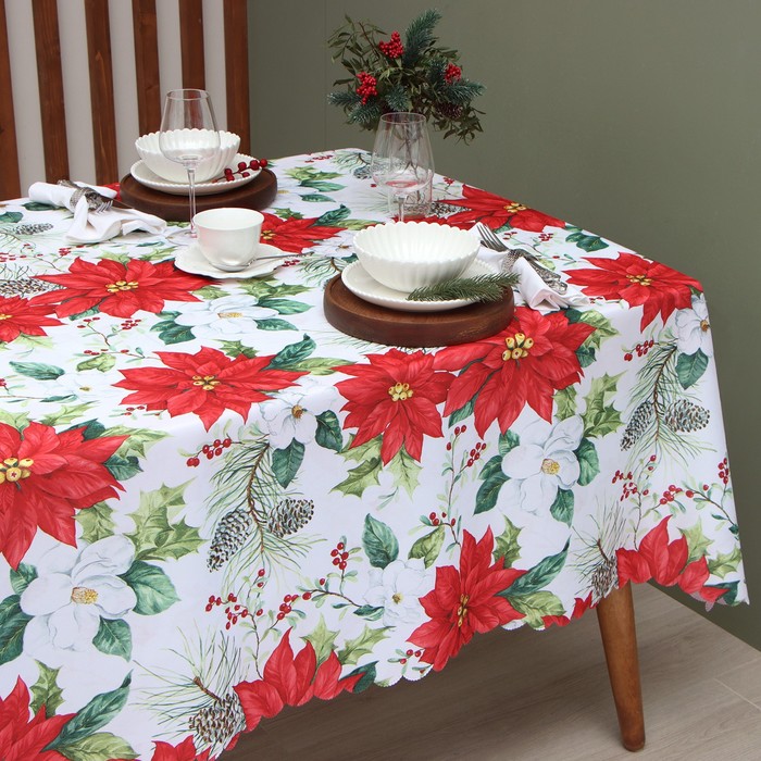 Скатерть новогодняя Доляна «Рождественские цветы» 145×220 см, 100% п/э