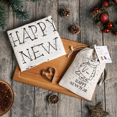 Полотенце кухонное с формочками для запекания «Этель» Happy New Year: полотенце 40×73 см, формочки для запекания - 3 шт.