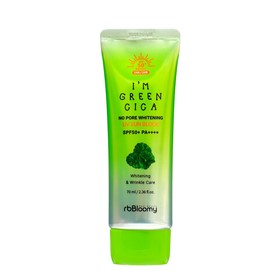 Осветляющий солнцезащитный крем Real Beauty с экстрактом центеллы SPF50+, 70 мл