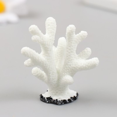 Фигурка для флорариума полистоун "Монтипора пальчиковая" белая 4,7х4,5 см