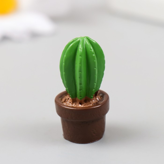 Фигурка для флорариума полистоун "Маленький кактус в горшке" 3,1 см