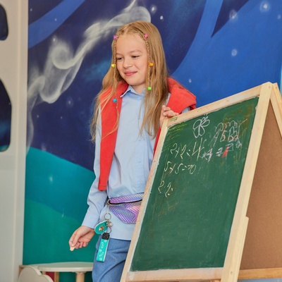 Рубашка для девочки MINAKU светло-голубая, рост 146 см