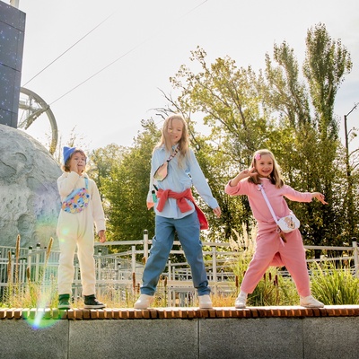 Рубашка для девочки MINAKU светло-голубая, рост 146 см