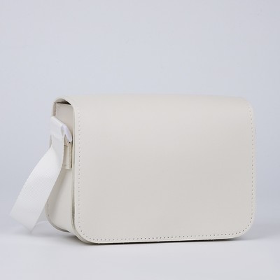 Сумка детская 18×6×12 см, на магните, однотонная, белая