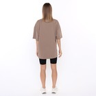 Футболка женская, цвет коричневый, размер OVERSIZE (42-46) - Фото 5