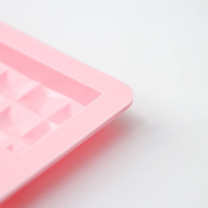 Форма силиконовая для шоколада Доляна «Шоколадное ассорти», 26,5×16,8×0,7 см, 12 ячеек, цвет розовый
