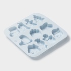 Форма для выпечки новогодняя Доляна «Новогоднее чудо», 18.8×18.3×1.5 см, 11 ячеек, серая - Фото 3