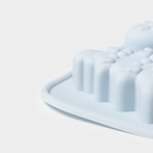 Форма для выпечки новогодняя Доляна «Новогоднее чудо», 18.8×18.3×1.5 см, 11 ячеек, серая - Фото 4