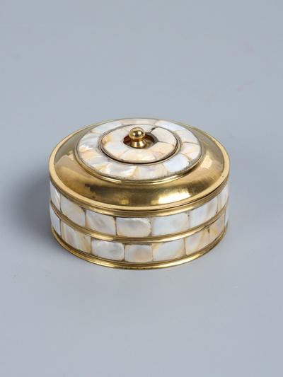 УЦЕНКА Шкатулка «Пилл», 9×9×5 см, латунь, перламутр