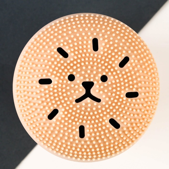 Массажер-щёточка для умывания «Девушка», 5,5 х 5,5 см 37894