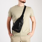 Сумка слинг мужская, искусственная кожа, отверстие для наушников, цвет чёрный - фото 23445295