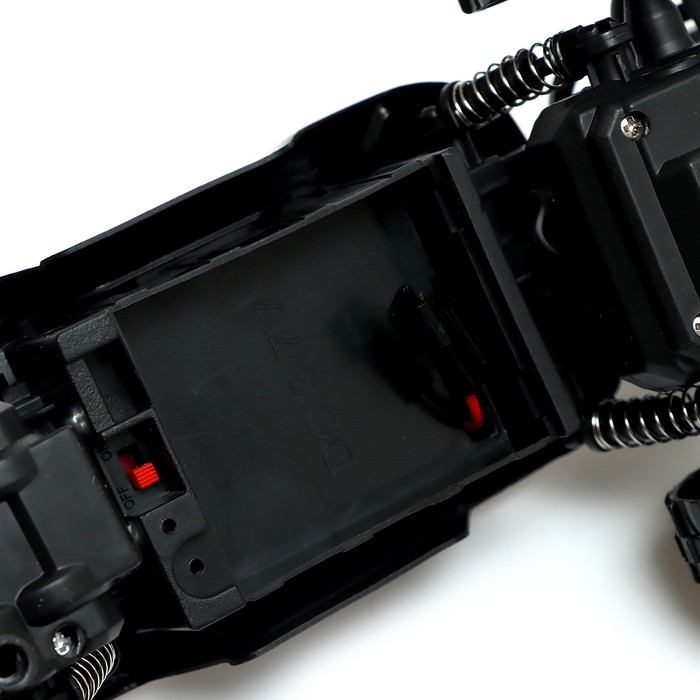 Джип радиоуправляемый «Пикап», 1:16, стреляет ракетами, эффект дыма, акб, цвет чёрный 65641