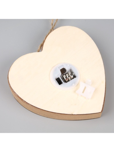 Ёлочная игрушка «Сердце со Снегурочкой», 11×2.5×10.5 см, 1 LED, от батареек, свечение тёплое белое