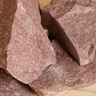 Камень для бани Кварцит малиновый колотый 20 кг коробка - Фото 2