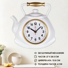 Часы настенные интерьерные для кухни "Чайник", бесшумные, 27 х 28.5 см, белые, АА - фото 319765387