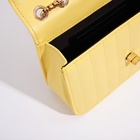 Сумка женская мессенджер на клапане, 18×7×13 см, жёлтая - Фото 4