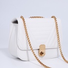 Сумка женская мессенджер на клапане, 18×7×13 см, со стёжкой, белая - Фото 6