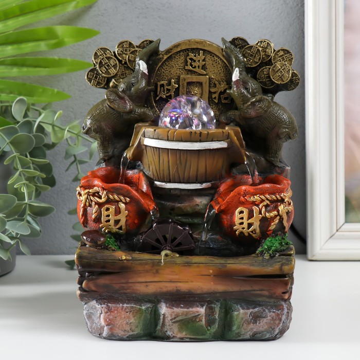 Фонтан настольный с подсветкой «Два слона с китайской монетой», 12×15×21 см