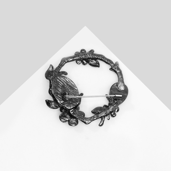 Брошь «Цветы и камни» на веточке, цвет чёрно-серый в сером металле - фото 1909258262