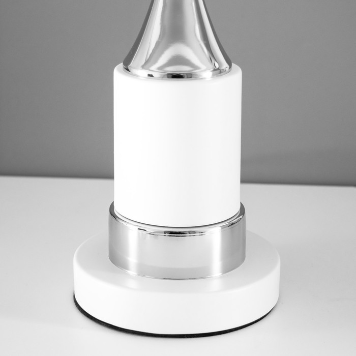 Настольная лампа "Лайма" Е27 40Вт бело-хромовый 25х24х41 см RISALUX - фото 1907796158