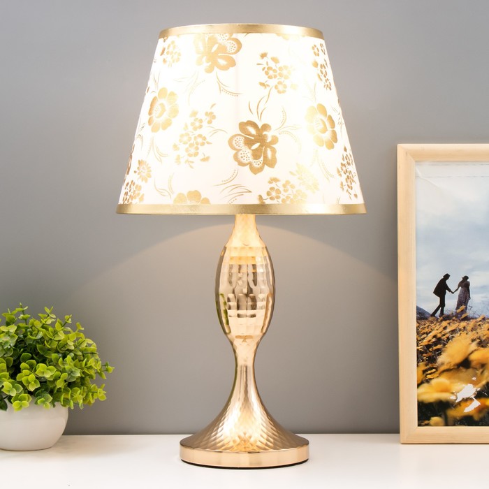 Настольная лампа "Ловелла" Е27 40Вт золото 25х25х45 см RISALUX - фото 1907796231