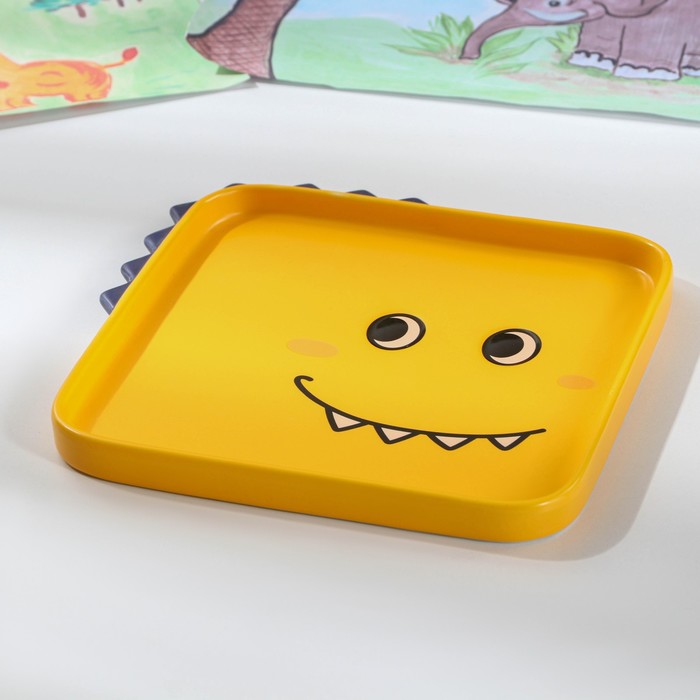 Набор детской посуды из керамики «Дино», 4 предмета: блюдо 19,5×20,5 см, миска 350 мл, кружка 350 мл, ложка, цвет жёлтый - фото 1907796255